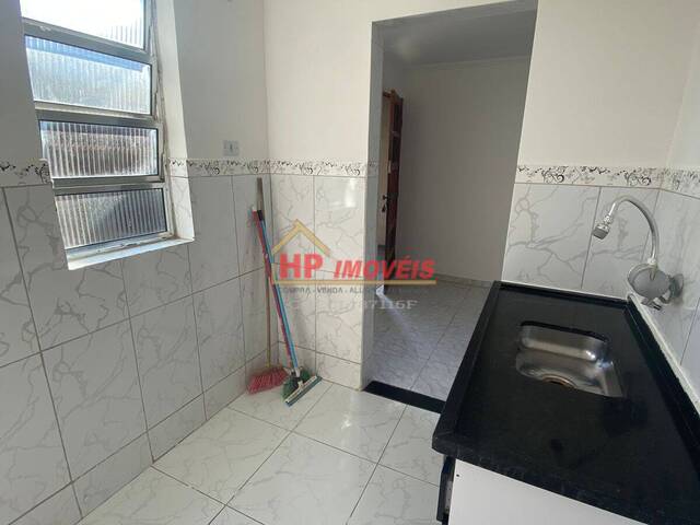 Apartamento para Venda em Carapicuíba - 4